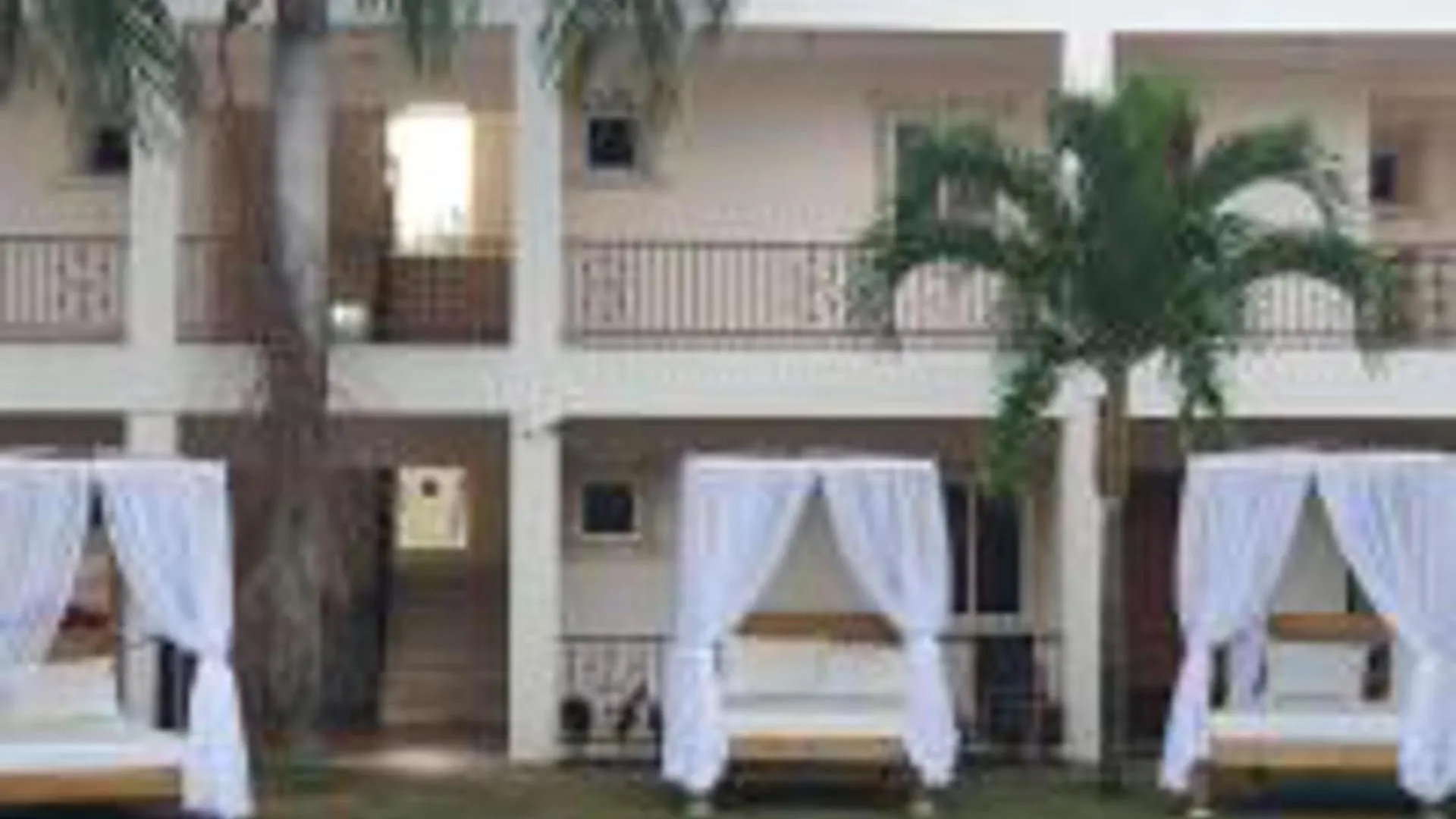 Captivating 3-Bed Apartment In Punta Cana 0*,